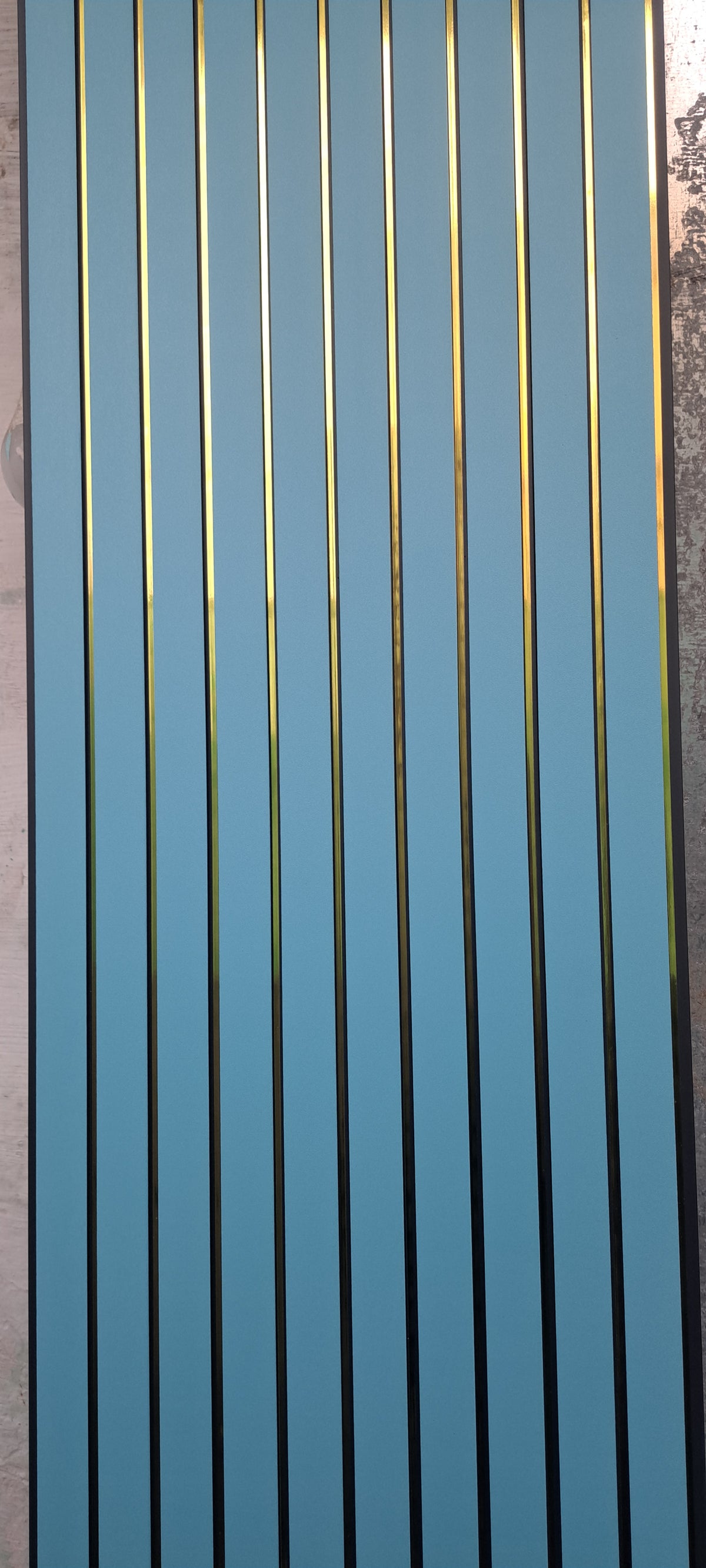 FLUTED PANEL