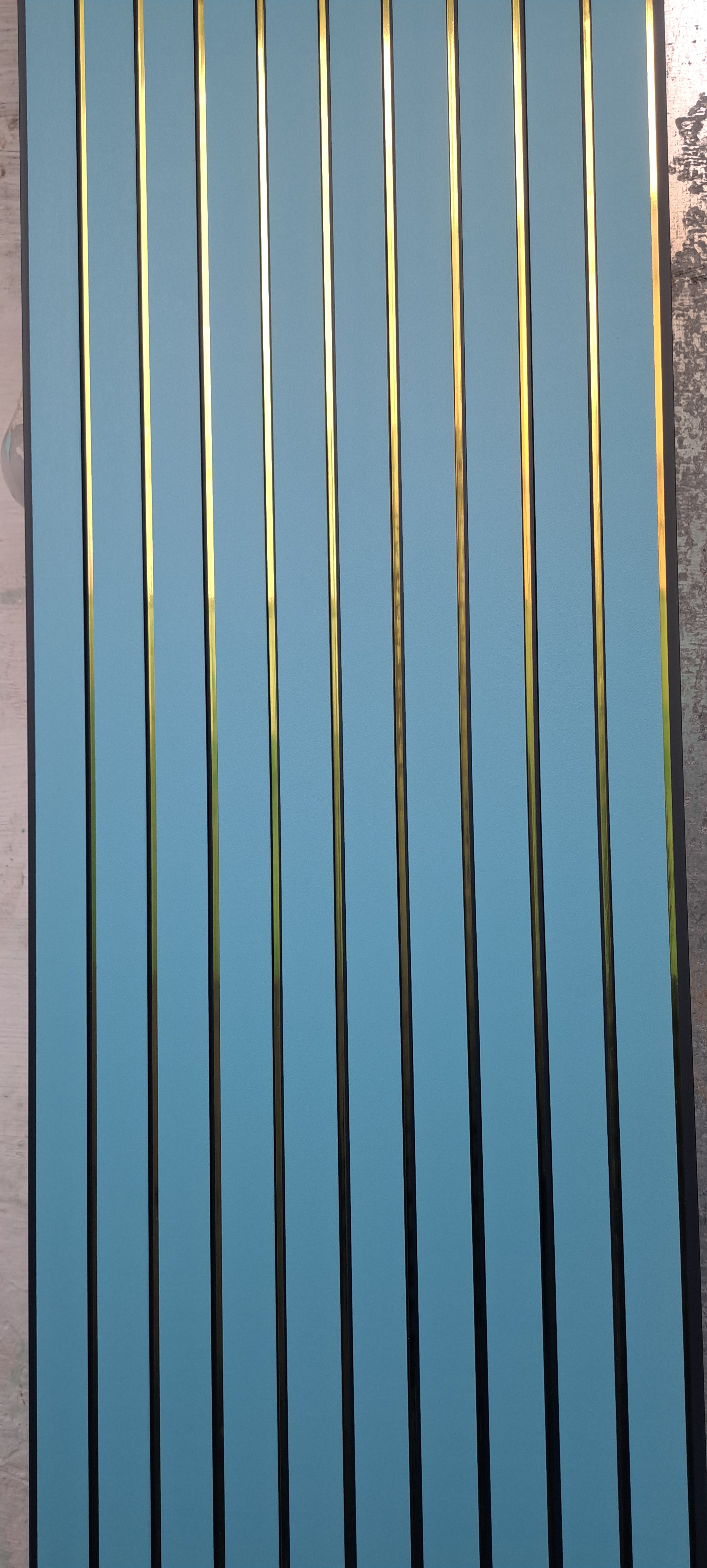 FLUTED PANEL