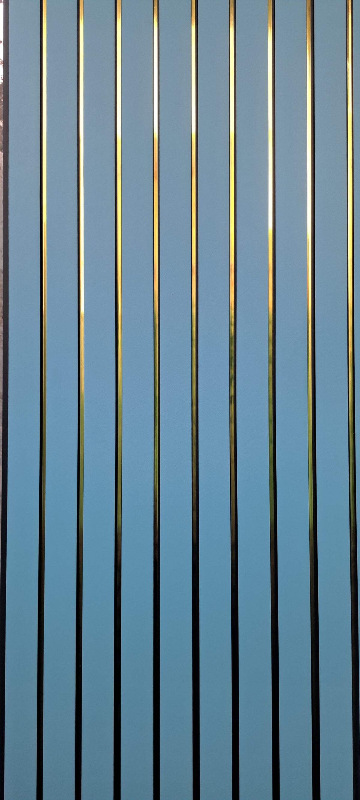 FLUTED PANEL