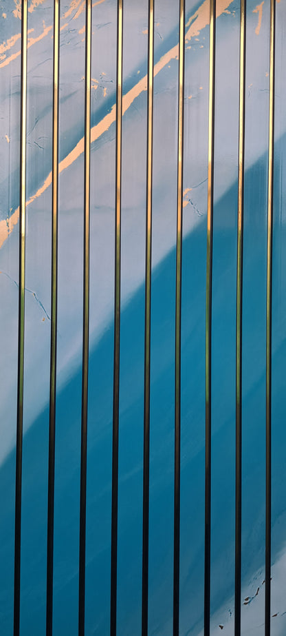 FLUTED PANEL