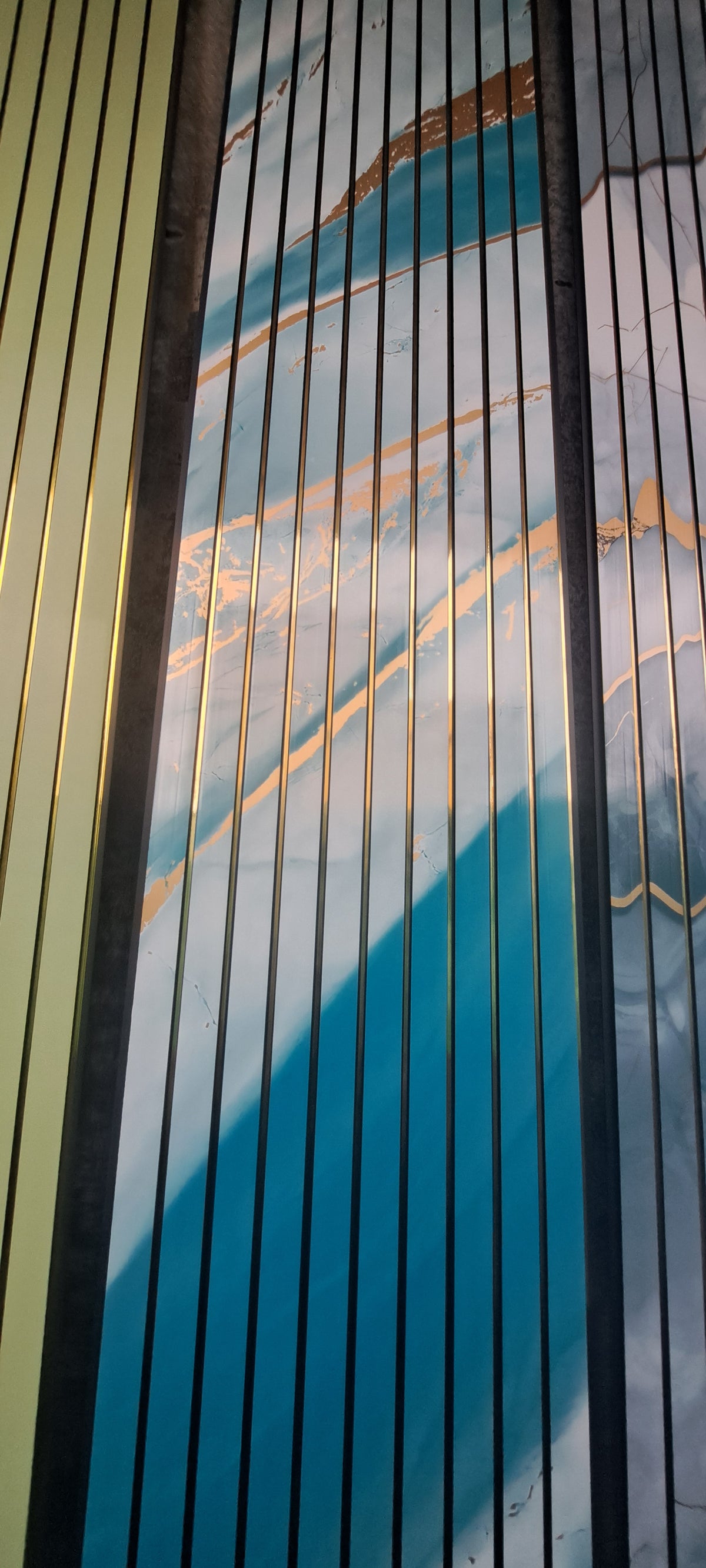 FLUTED PANEL