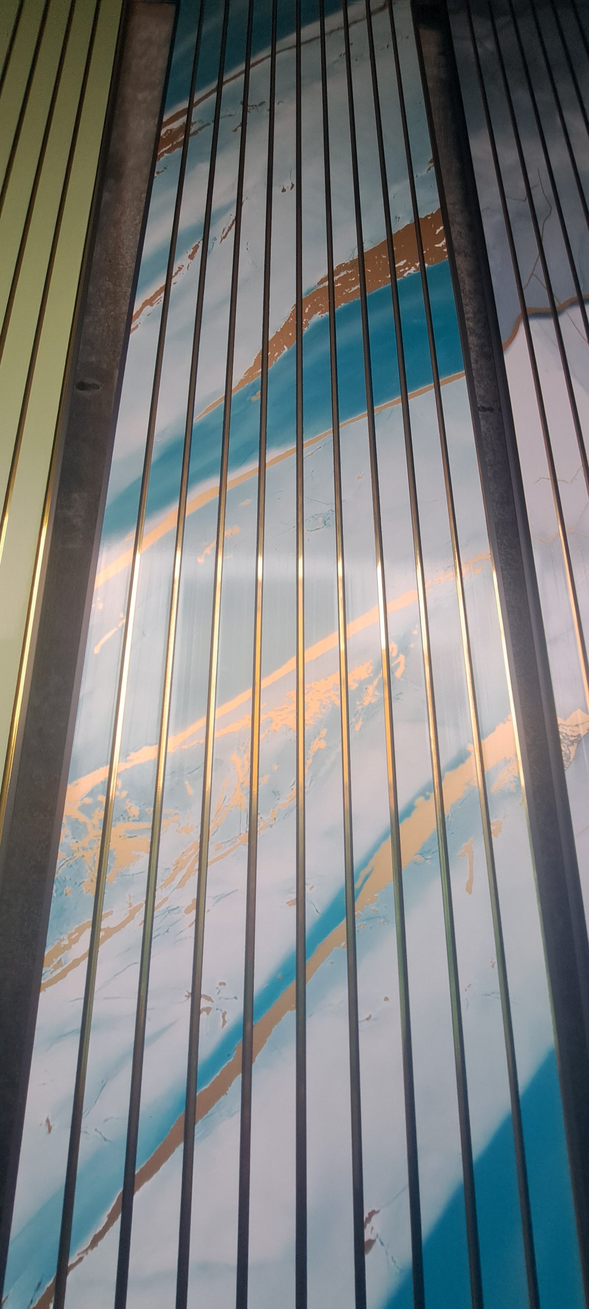 FLUTED PANEL