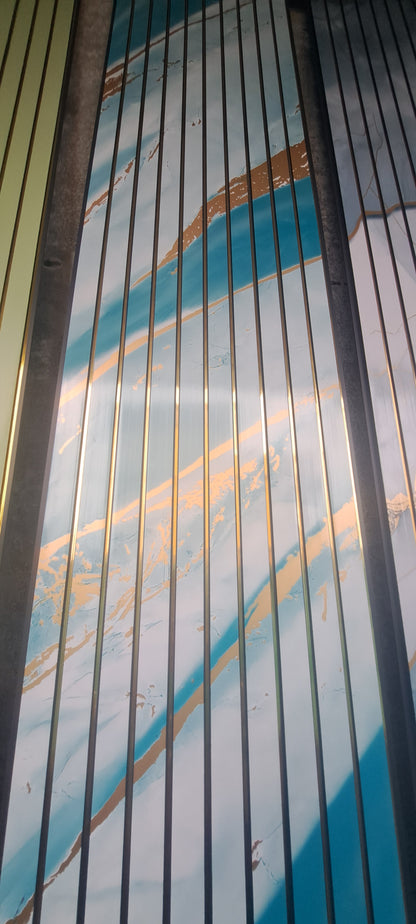 FLUTED PANEL