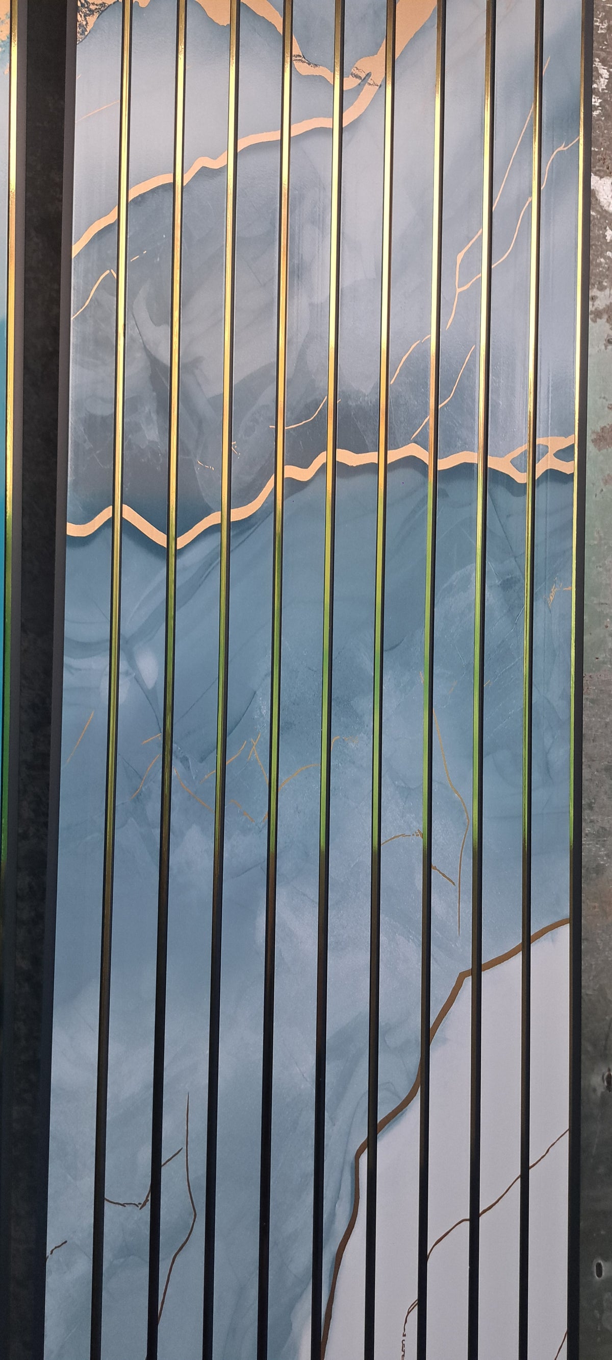 FLUTED PANEL