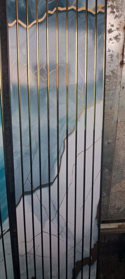 FLUTED PANEL