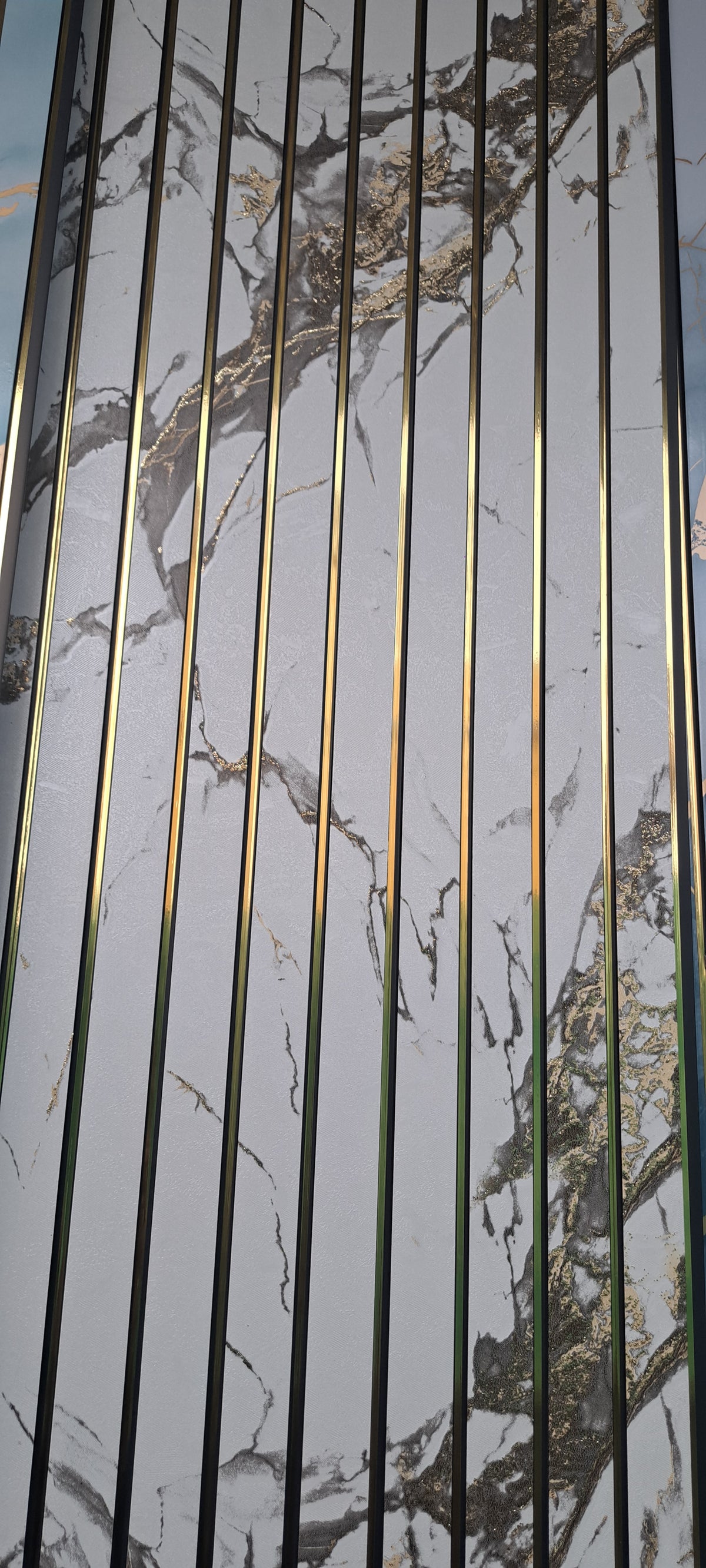 FLUTED PANEL