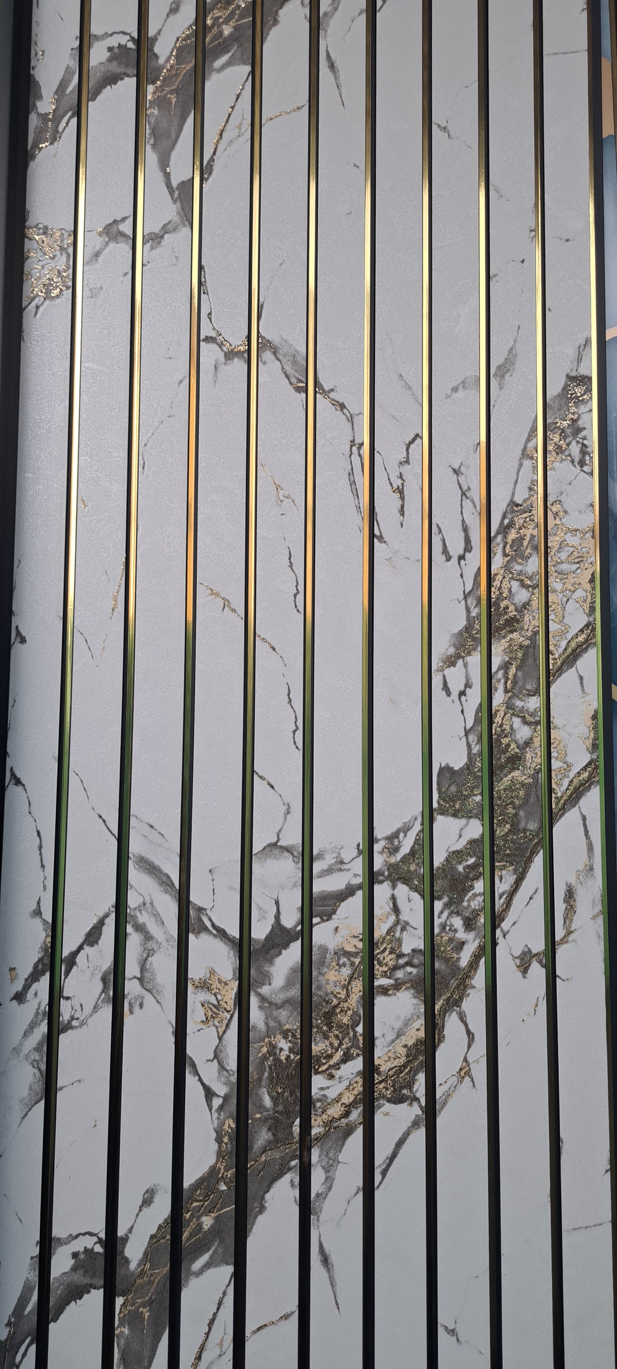 FLUTED PANEL